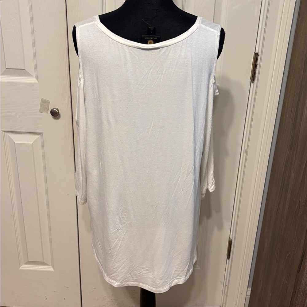 JM Collection Cold Shoulder Top - Picture 4 of 8